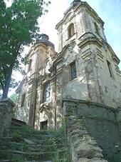 Kostel ve Skoc�ch